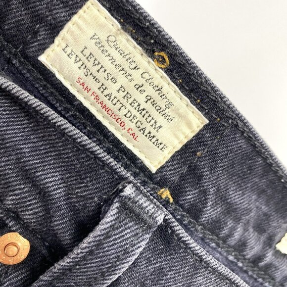 Levi's Jean Shorts Womens Size 28 Ribcage High Rise Button Fly Denim Black 90s - Picture 5 of 5